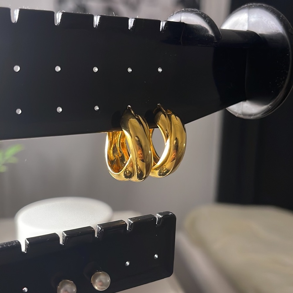 Lucy Williams Chunky Entwine Hoop Earrings